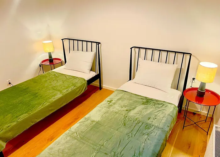 Dm Sunny - With Free Private Parking Apartament *