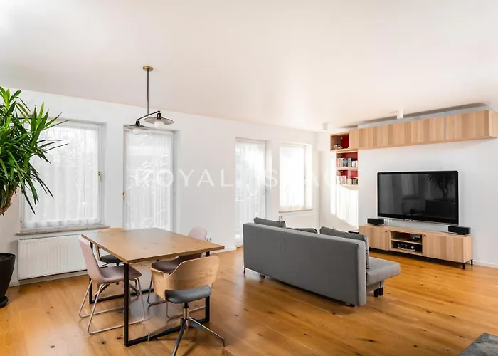 Dm Sunny - With Free Private Parking Krasków