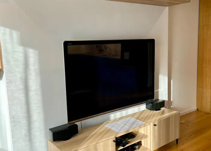 Dm Sunny - With Free Private Parking